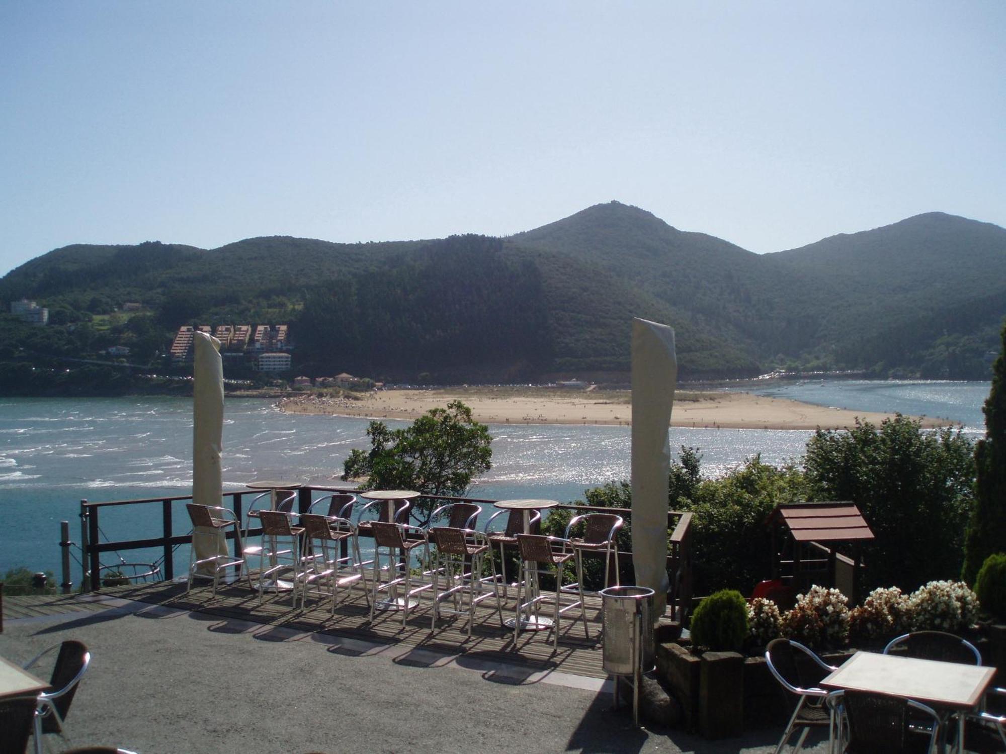 Bungalows Portuondo Parking Gratuito Mundaka Exterior photo