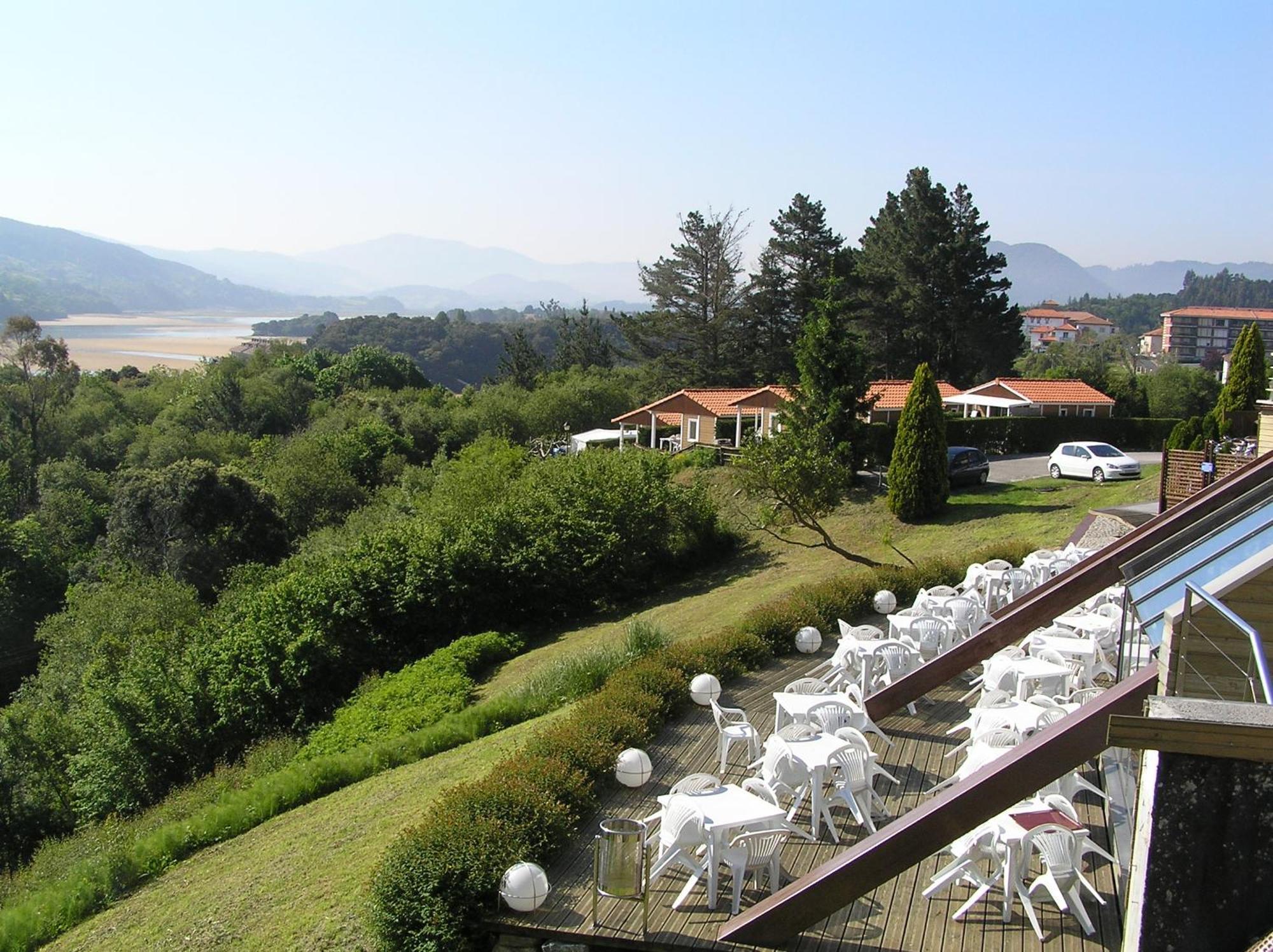 Bungalows Portuondo Parking Gratuito Mundaka Exterior photo